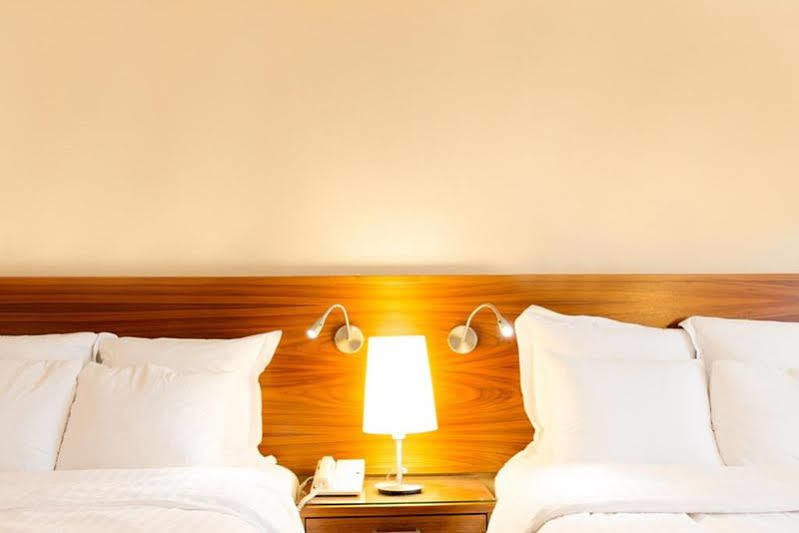 Intercity Centro Cívico Hotel 4*